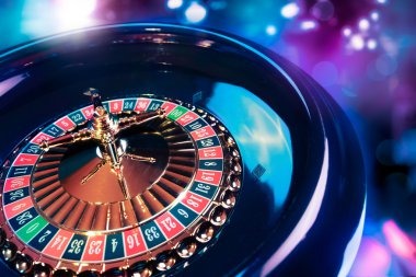 inatogell live-dealer studio with professional croupiers and HD broadcast